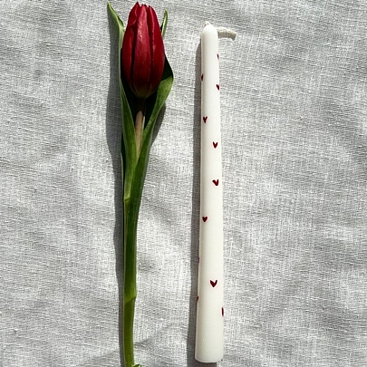 Πασχαλινή χειροποίητη λαμπάδα Αρωματική (26εκ.) - Classic White With Hearts