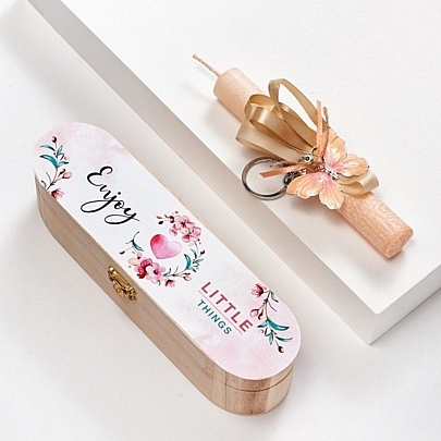 Πασχαλινή Λαμπάδα σε Ξύλινη Κασετίνα Δώρου Αρωματική Σομόν (18εκ.) - Μπρελόκ: Πεταλούδα